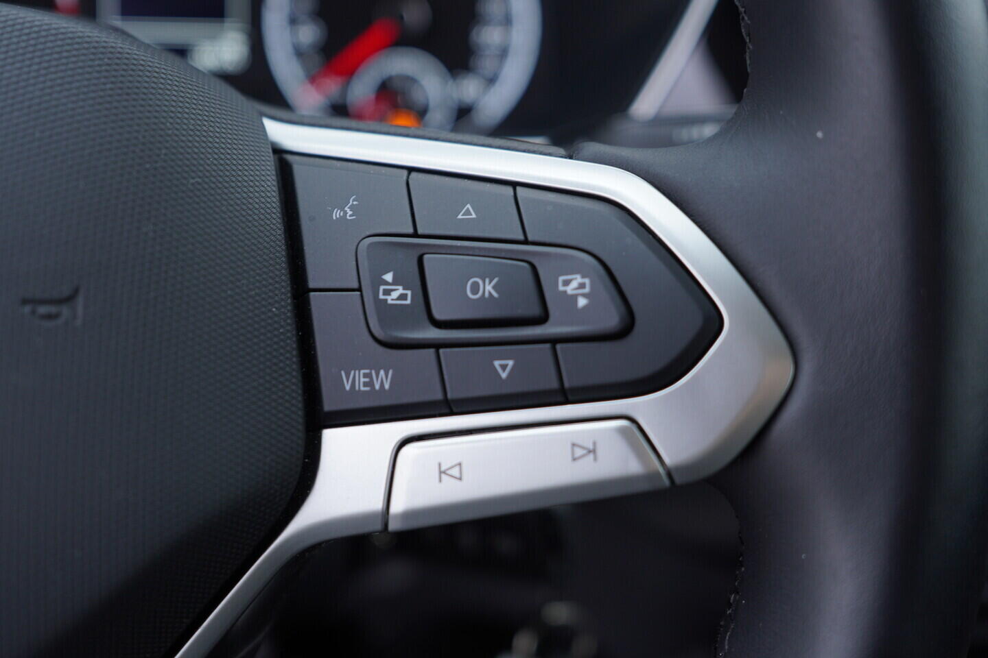 OV190V10715_26.webp_T-CROSS Style 1.0 TSI 81 kW manuál