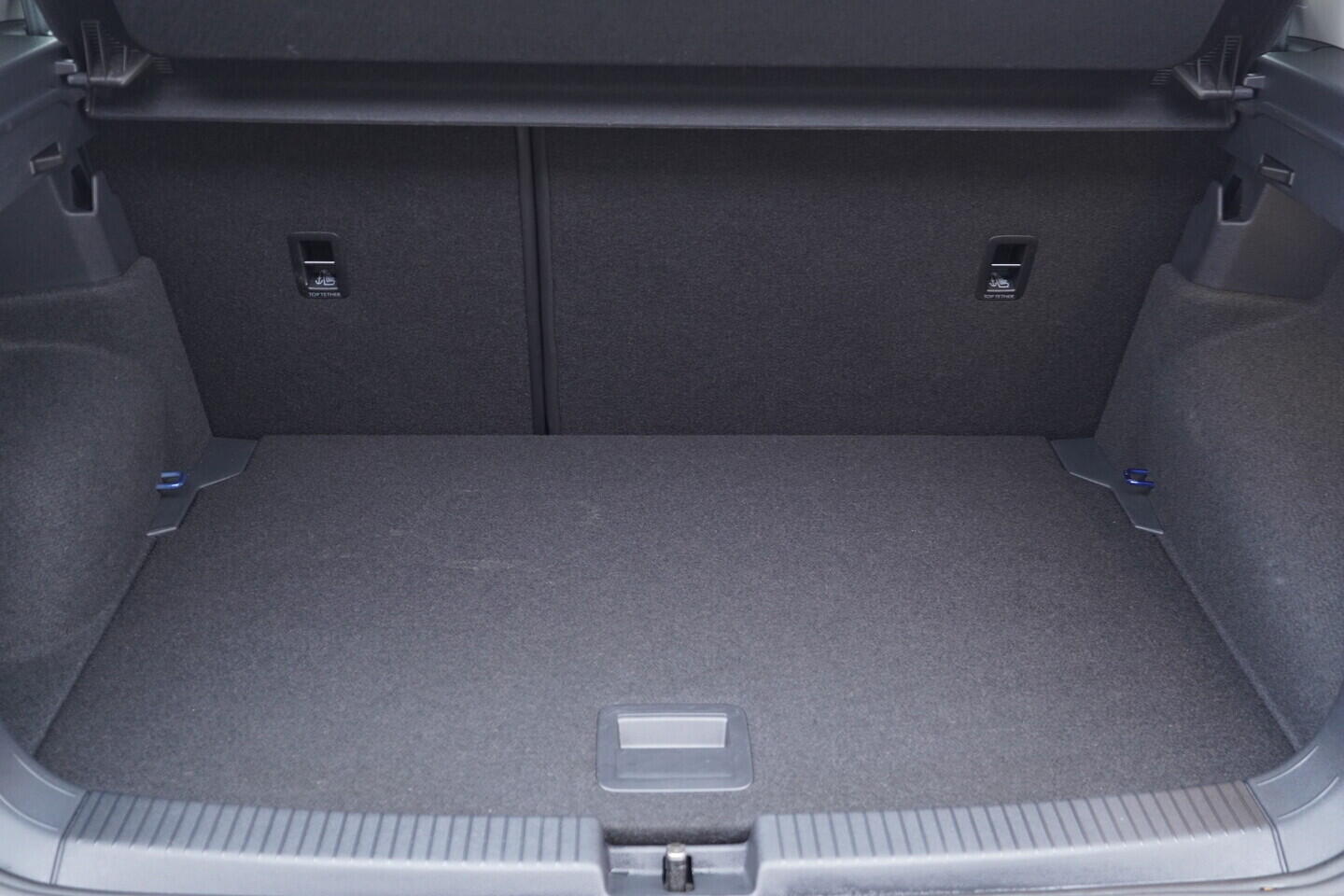 OV190V10715_38.webp_T-CROSS Style 1.0 TSI 81 kW manuál