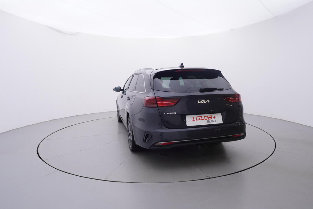 OV190V10716_13.webp_CEED TOP 1.5 T-GDi 117 kW automat