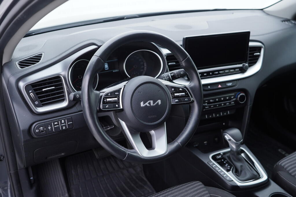 OV190V10716_21.webp_CEED TOP 1.5 T-GDi 117 kW automat