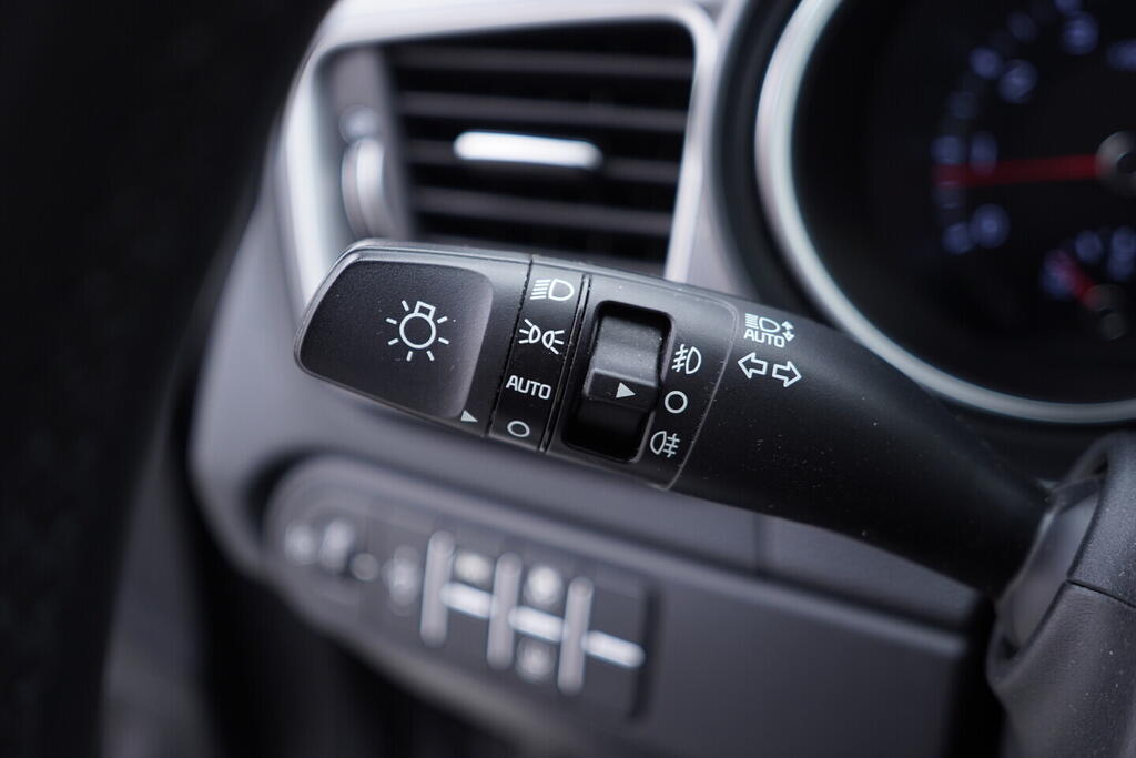 OV190V10716_23.webp_CEED TOP 1.5 T-GDi 117 kW automat