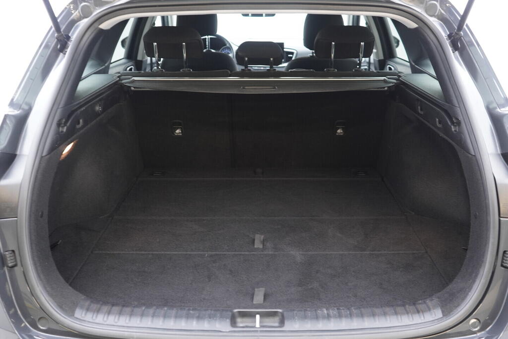 OV190V10716_35.webp_CEED TOP 1.5 T-GDi 117 kW automat