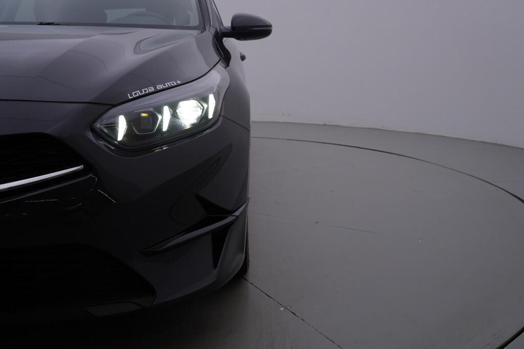 OV190V10716_40.webp_CEED TOP 1.5 T-GDi 117 kW automat