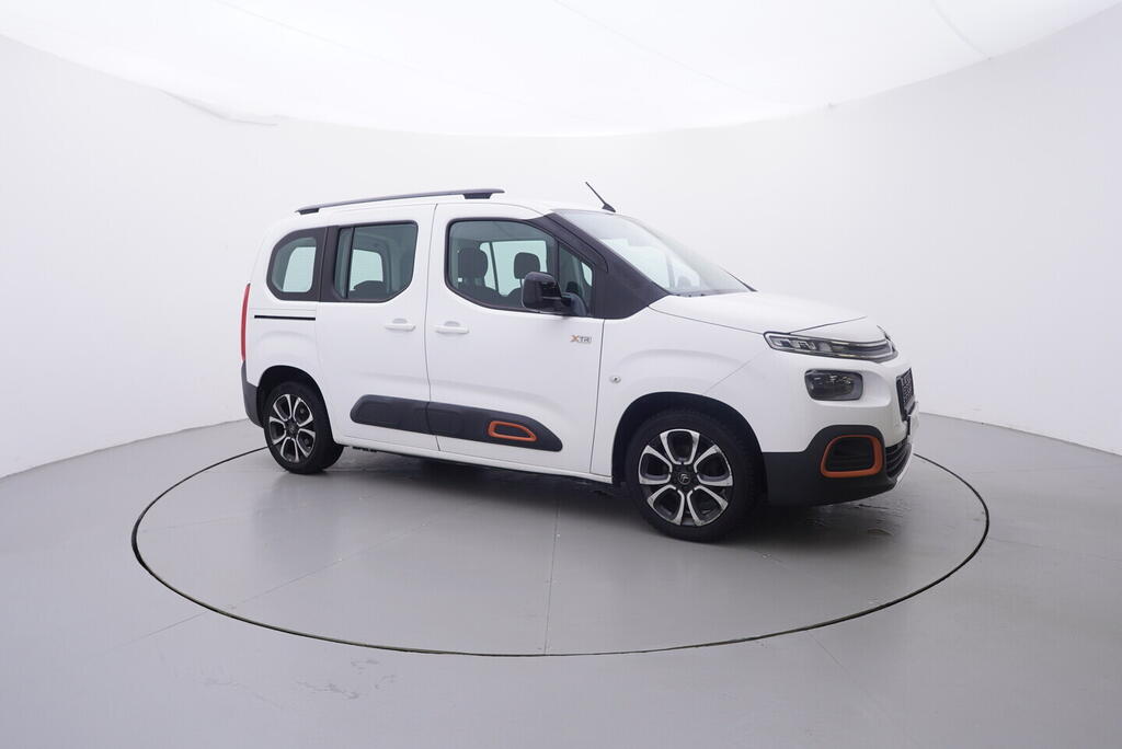 OV190V10717_16.webp_BERLINGO OSOBNÍ  1.2 Puretech 81 kW manuál, DPH