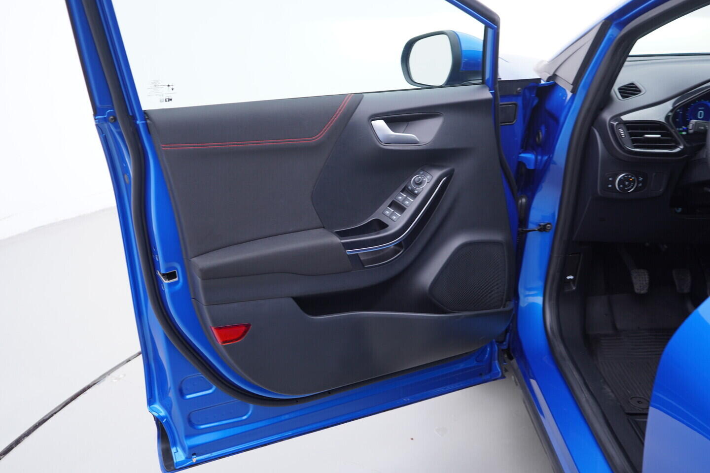 OV190V10719_19.webp_PUMA ST-Line 1.0 EcoBoost 91 kW manuál