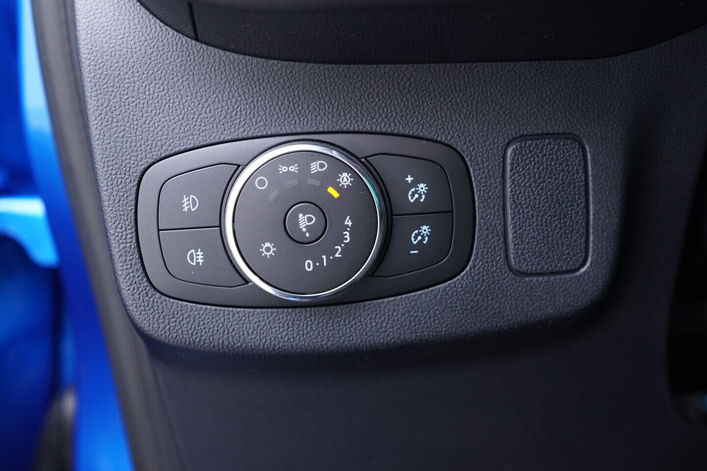 OV190V10719_27.webp_PUMA ST-Line 1.0 EcoBoost 91 kW manuál