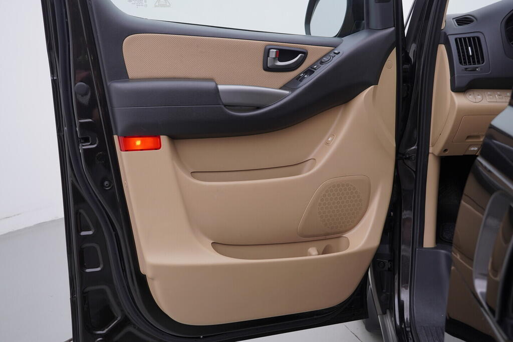 OV190V10721_19.webp_H 1  2.5 CRDI 125 kW automat