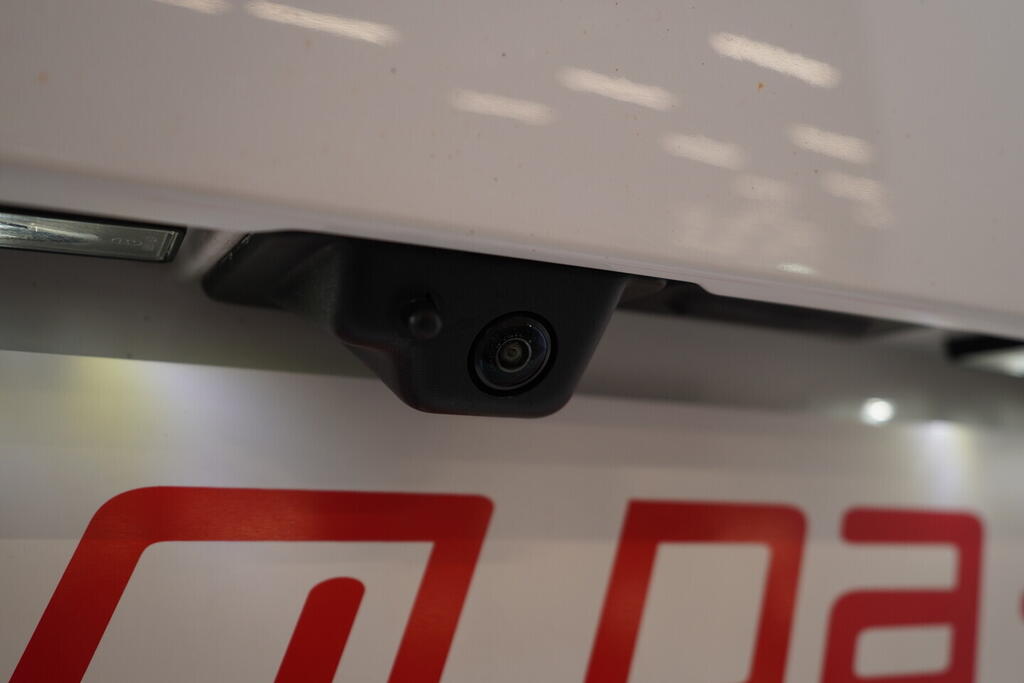 OV190V10722_41.webp_308 ALLURE PACK 1.5  96 kW manuál