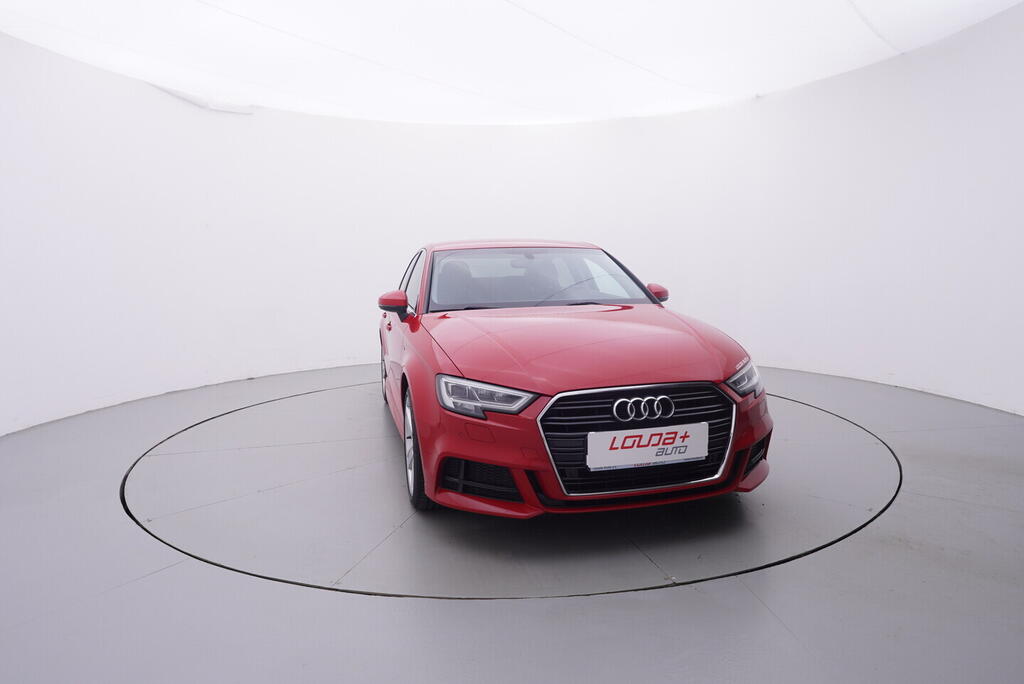 OV190V10724_17.webp_A3 S-line 2.0 TDI 110 kW automat