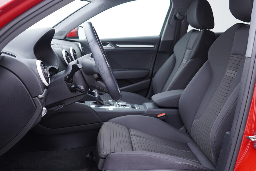 OV190V10724_22.webp_A3 S-line 2.0 TDI 110 kW automat