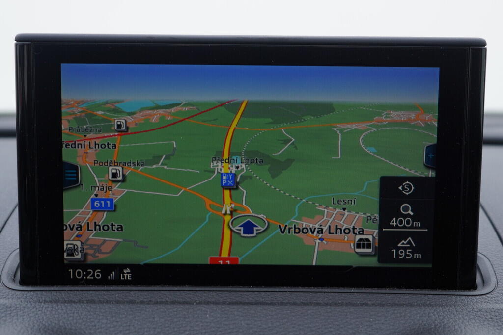 OV190V10724_30.webp_A3 S-line 2.0 TDI 110 kW automat