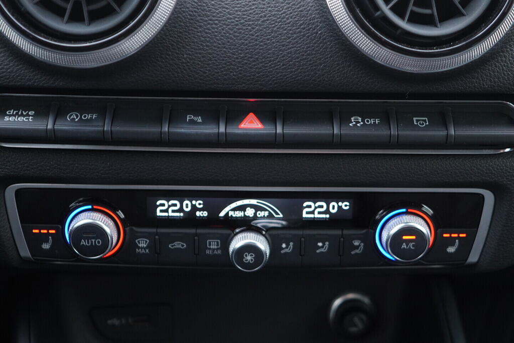 OV190V10724_31.webp_A3 S-line 2.0 TDI 110 kW automat