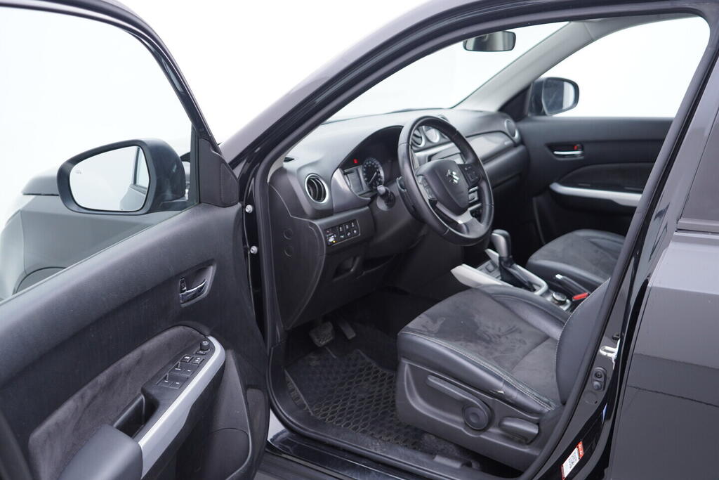 OV190V10726_18.webp_VITARA  1.6 1.6 VVT 88 kW automat