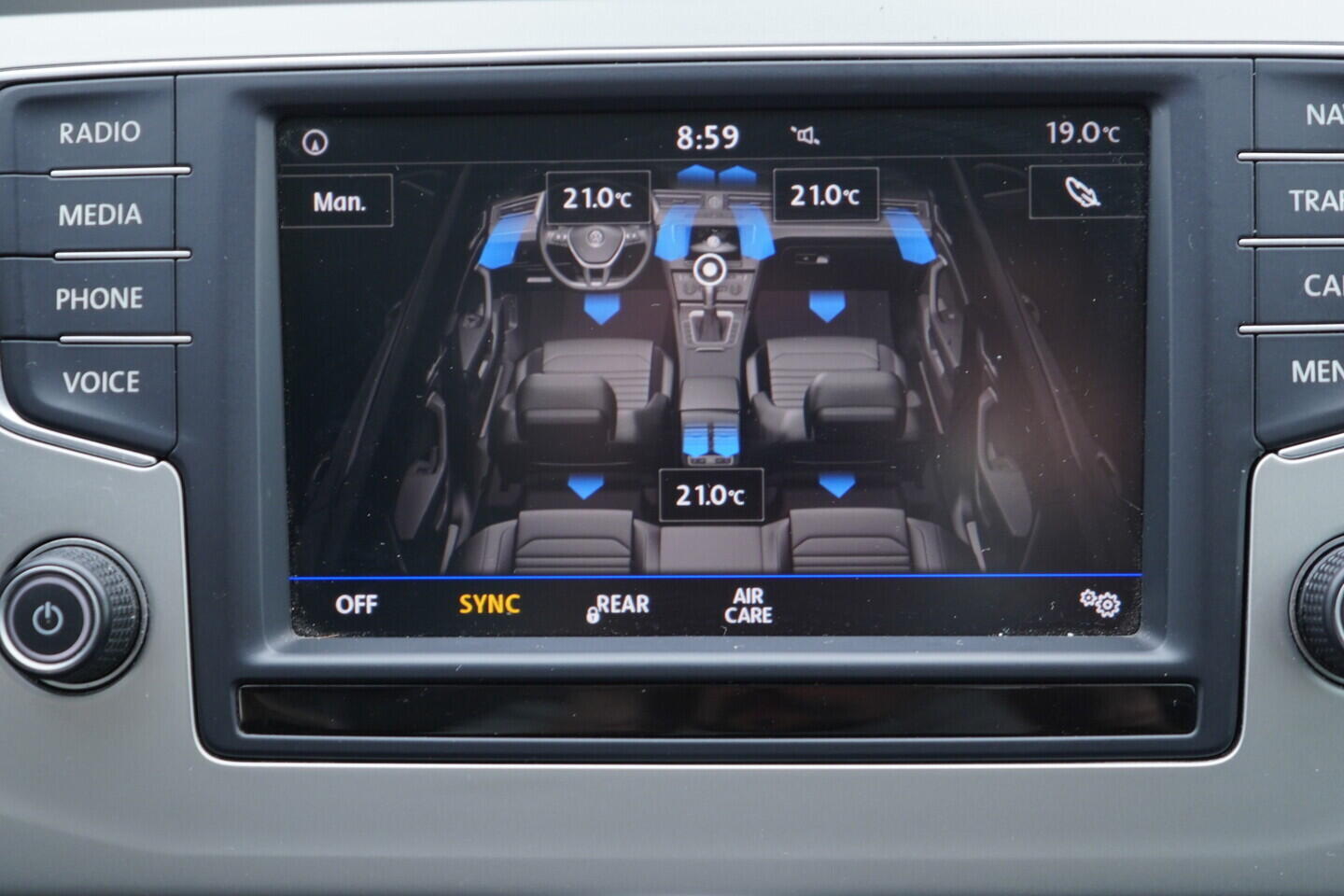 OV190V10728_32.webp_PASSAT Comfortline 2.0 TDI 110 kW automat