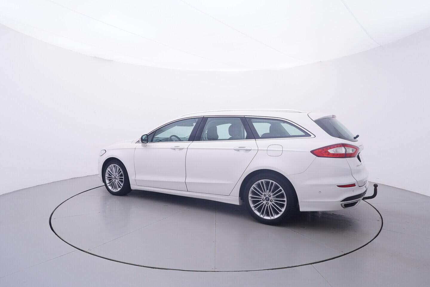 OV190V10729_12.webp_MONDEO Titanium 2.0  132 kW manuál