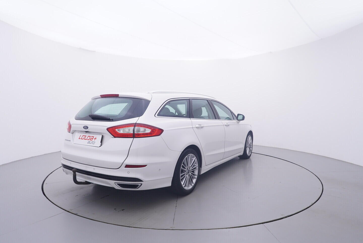 OV190V10729_14.webp_MONDEO Titanium 2.0  132 kW manuál