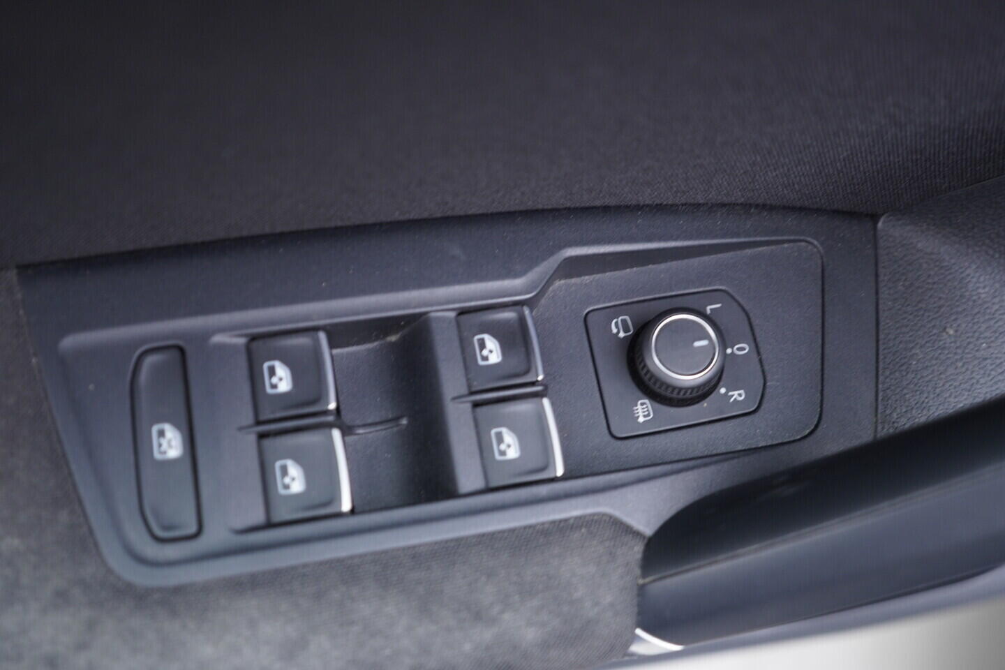 OV190V10730_20.webp_TIGUAN Comfortline 1.4 TSI 110 kW automat