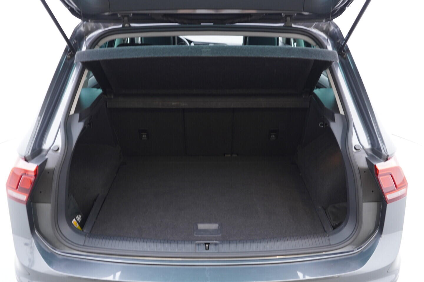 OV190V10730_35.webp_TIGUAN Comfortline 1.4 TSI 110 kW automat