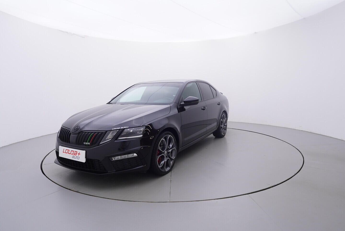 OV190V10733_10.webp_OCTAVIA  2.0 TSI 169 kW manuál