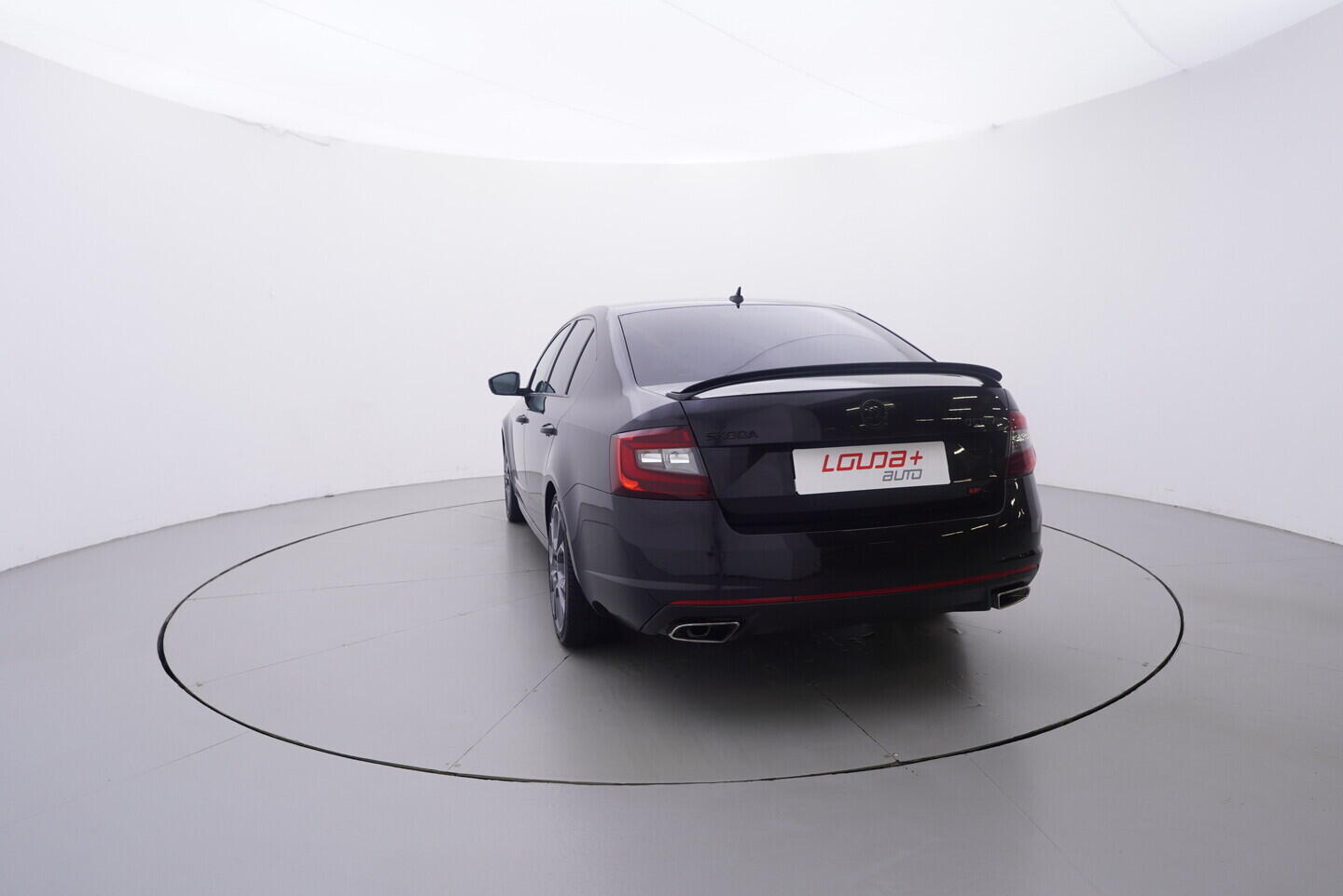 OV190V10733_13.webp_OCTAVIA  2.0 TSI 169 kW manuál