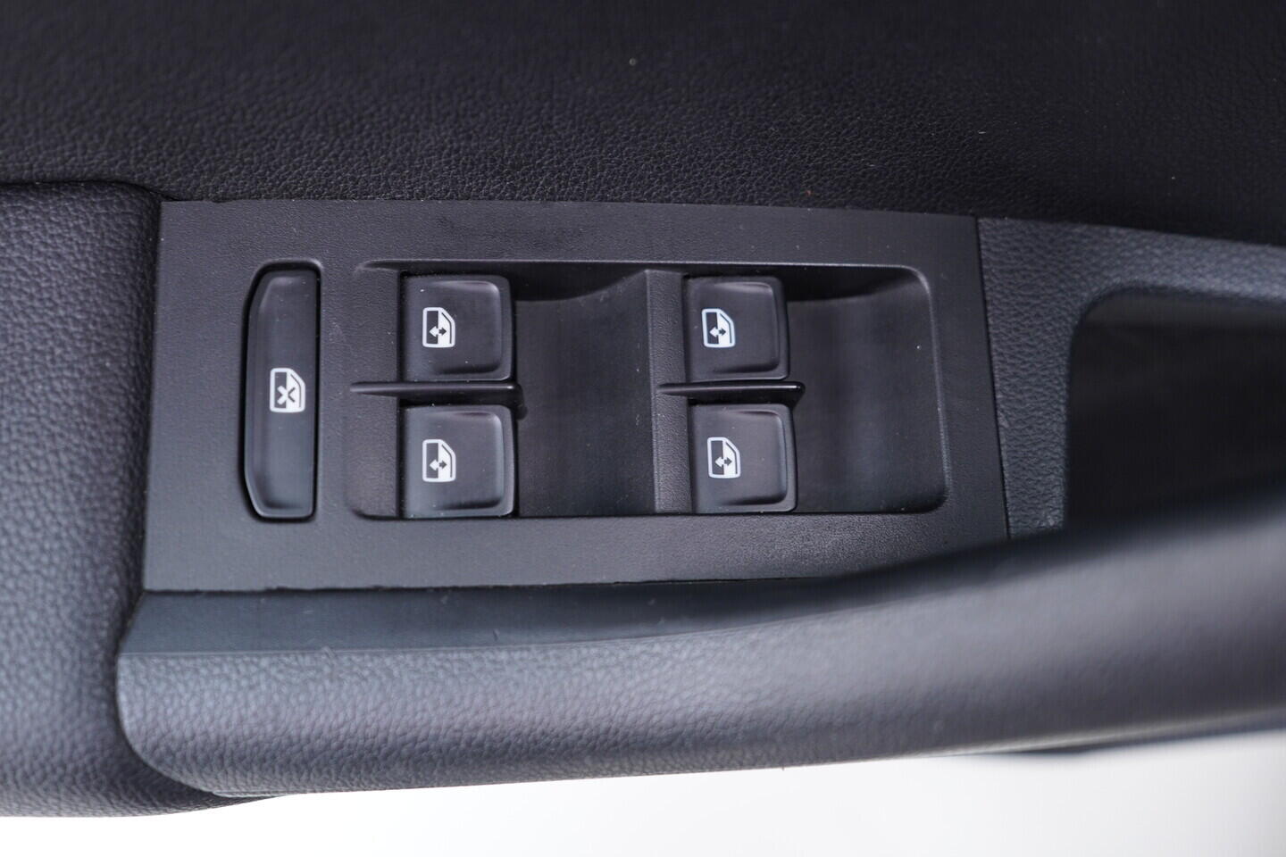 OV190V10733_20.webp_OCTAVIA  2.0 TSI 169 kW manuál