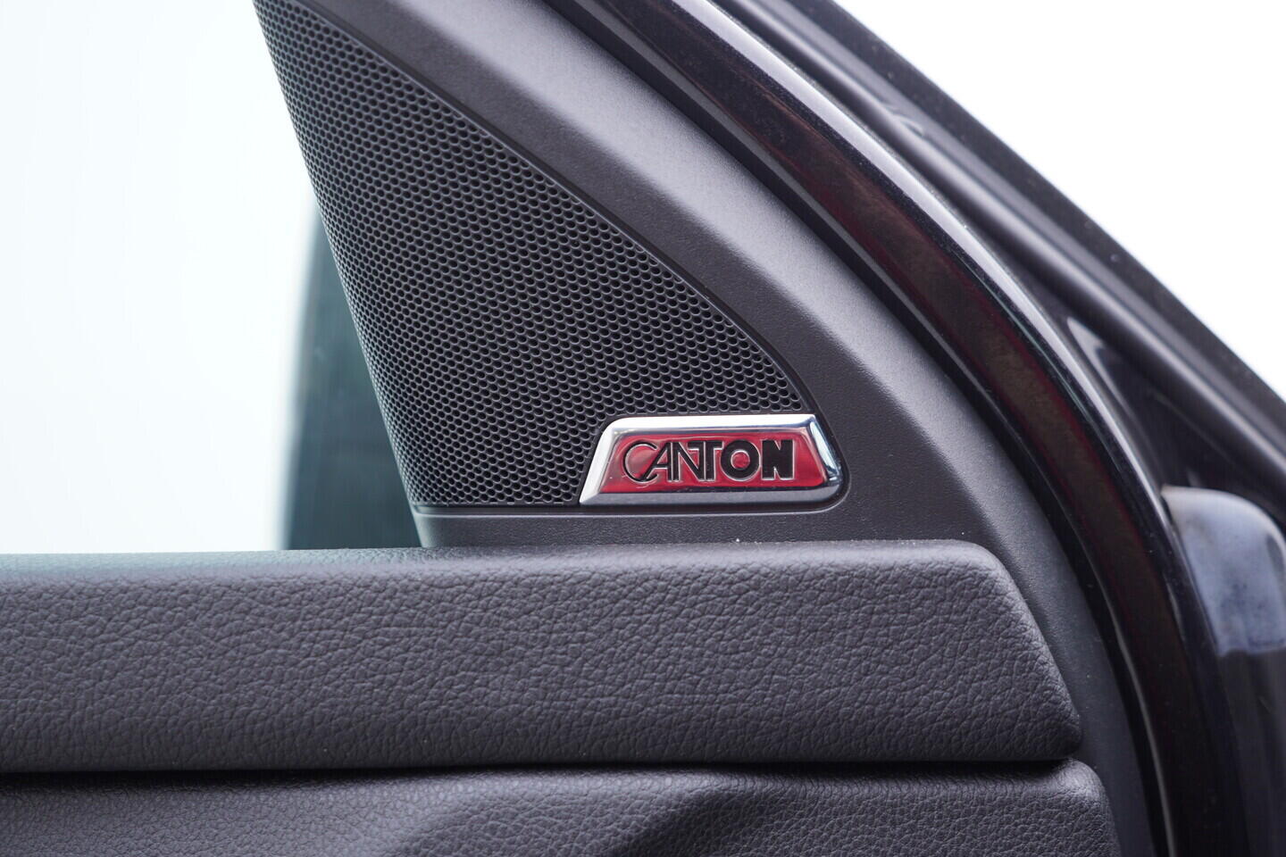 OV190V10733_22.webp_OCTAVIA  2.0 TSI 169 kW manuál