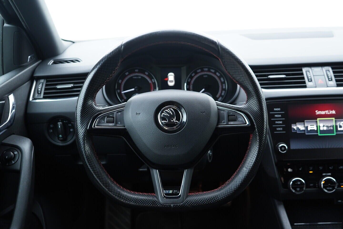 OV190V10733_29.webp_OCTAVIA  2.0 TSI 169 kW manuál