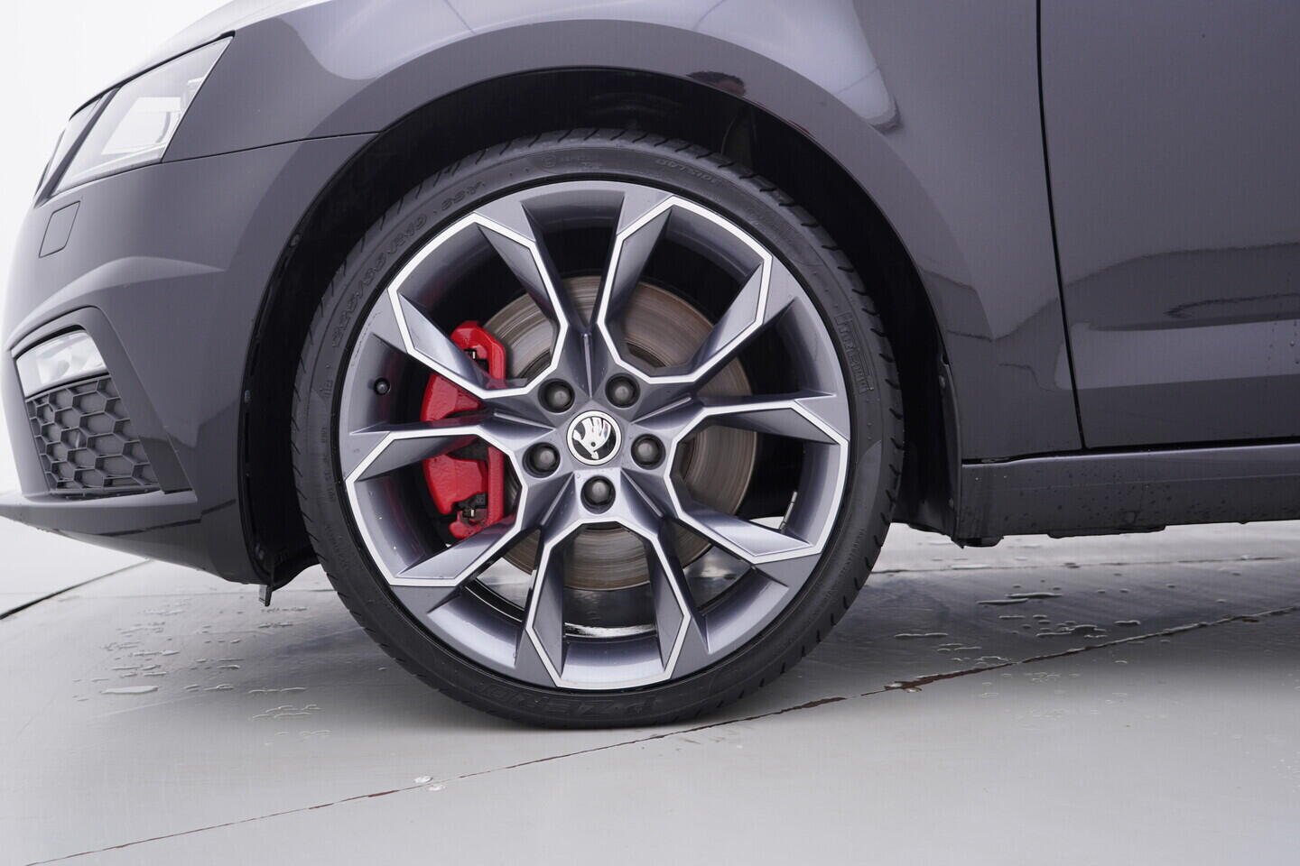 OV190V10733_43.webp_OCTAVIA  2.0 TSI 169 kW manuál