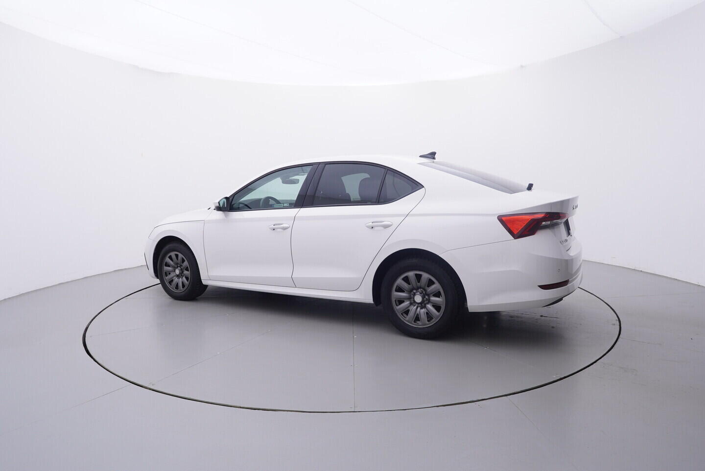 OV190V10741_12.webp_OCTAVIA Ambition 2.0 TDI 85 kW manuál, DPH