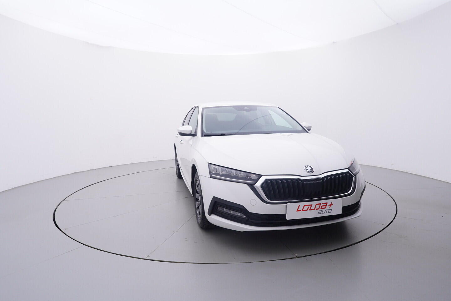 OV190V10741_17.webp_OCTAVIA Ambition 2.0 TDI 85 kW manuál, DPH