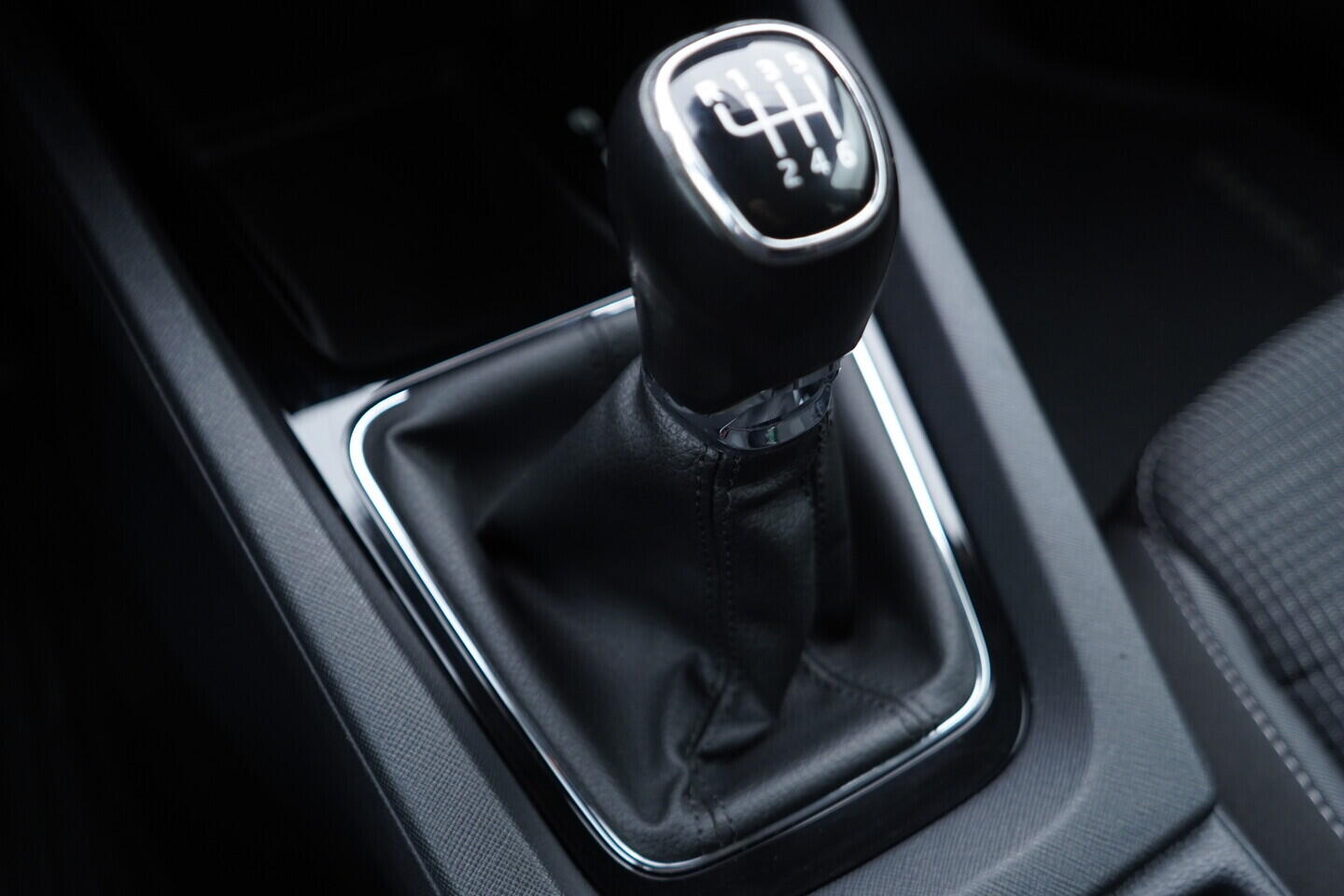 OV190V10741_33.webp_OCTAVIA Ambition 2.0 TDI 85 kW manuál, DPH