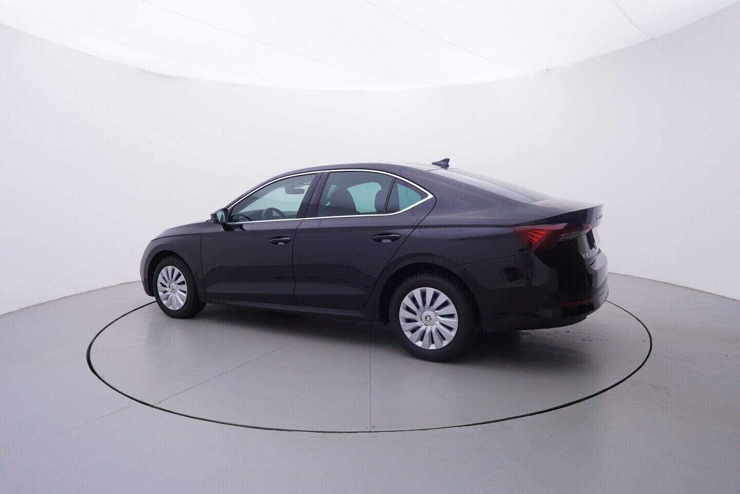 OV190V10743_12.webp_OCTAVIA Style 1.5 TSI 110 kW manuál, DPH