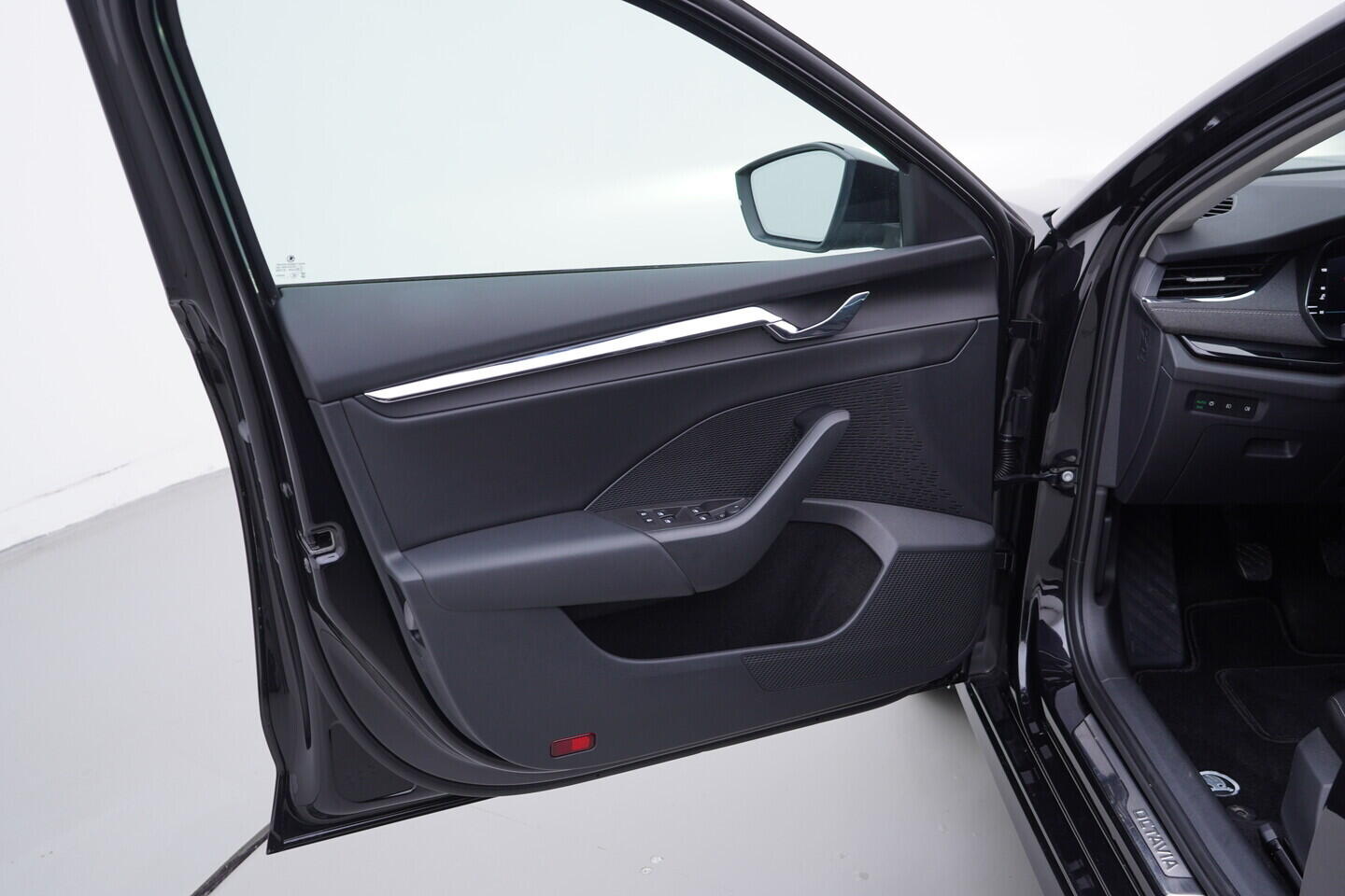 OV190V10743_19.webp_OCTAVIA Style 1.5 TSI 110 kW manuál, DPH