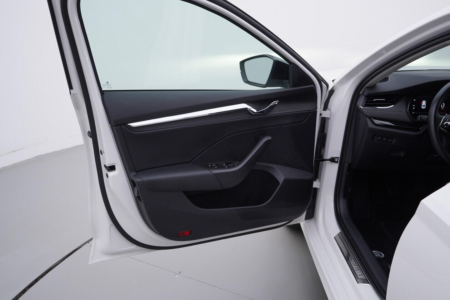 OV190V10744_19.webp_OCTAVIA Style 2.0 TDI 85 kW manuál, DPH