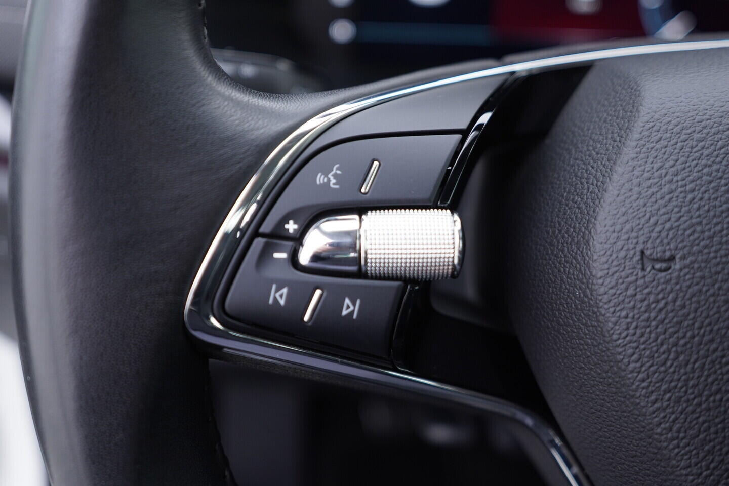 OV190V10744_25.webp_OCTAVIA Style 2.0 TDI 85 kW manuál, DPH