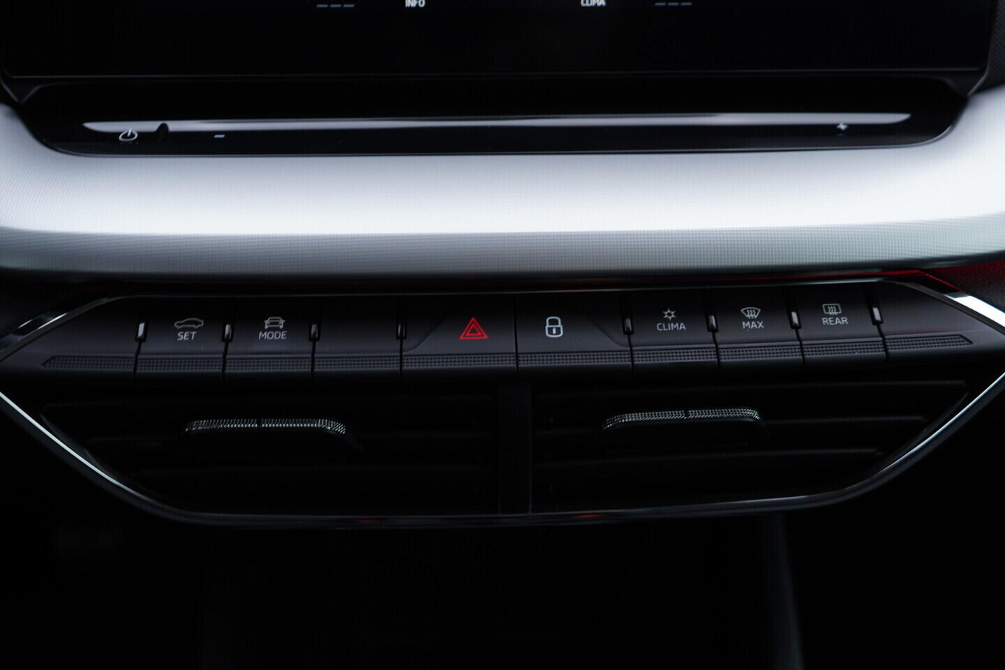 OV190V10745_34.webp_OCTAVIA Style 1.5 TSI 110 kW manuál, DPH