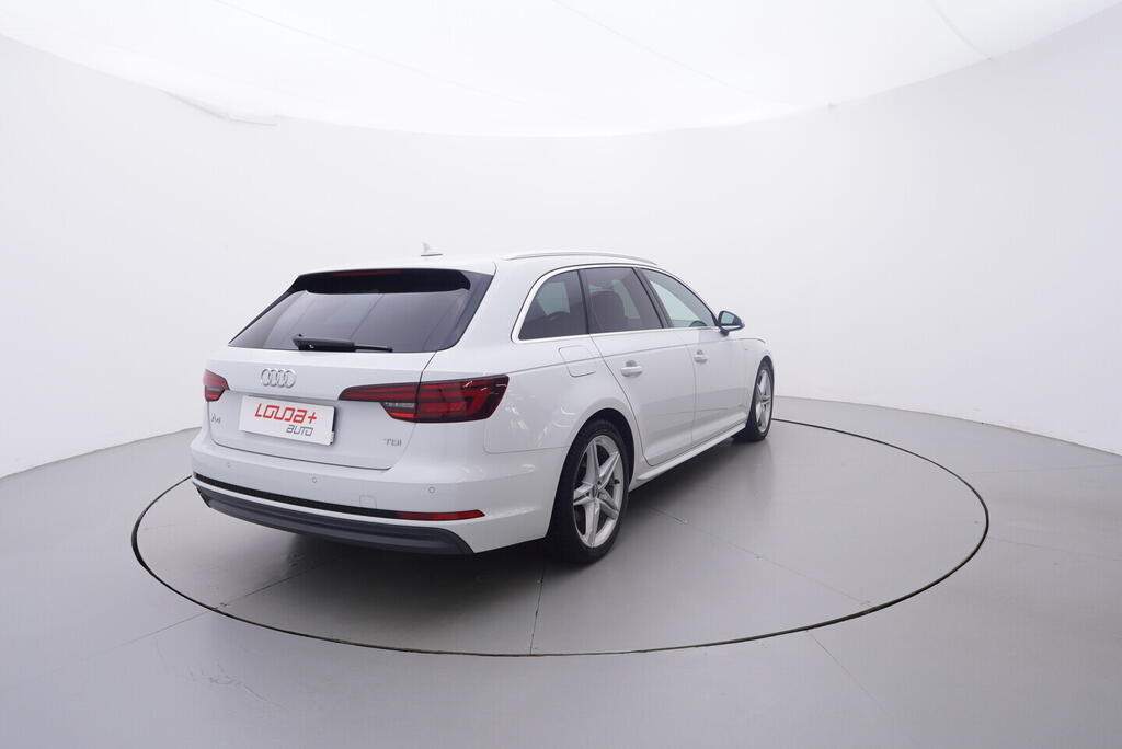 OV190V10747_14.webp_A4 AVANT  2.0 TDI 110 kW automat, DPH