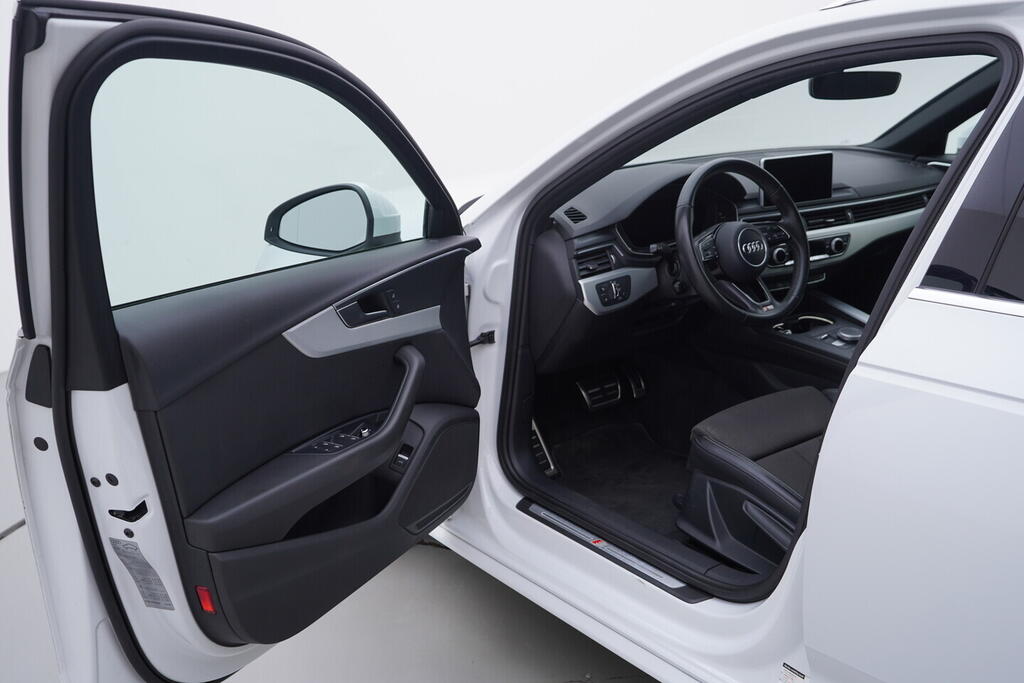 OV190V10747_18.webp_A4 AVANT  2.0 TDI 110 kW automat, DPH