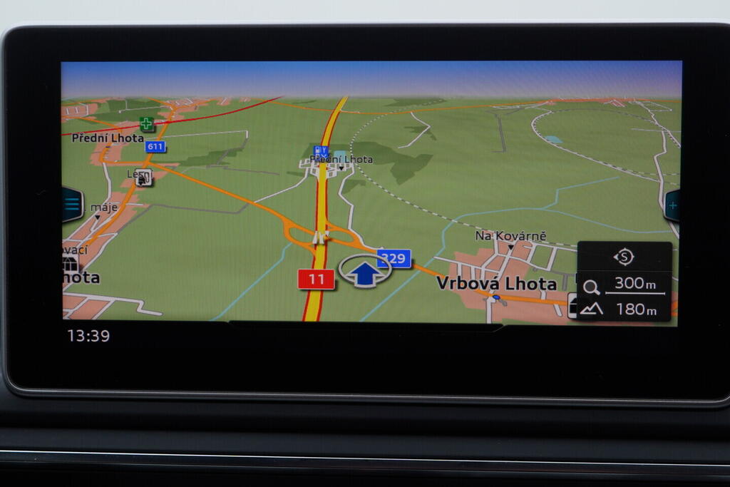 OV190V10747_33.webp_A4 AVANT  2.0 TDI 110 kW automat, DPH