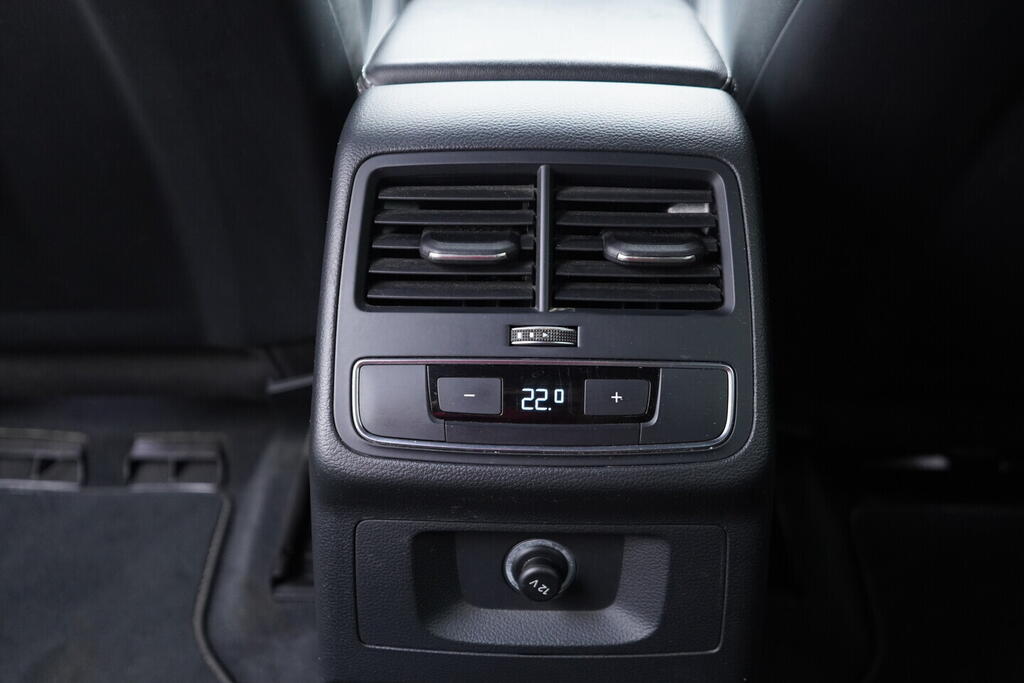 OV190V10747_38.webp_A4 AVANT  2.0 TDI 110 kW automat, DPH