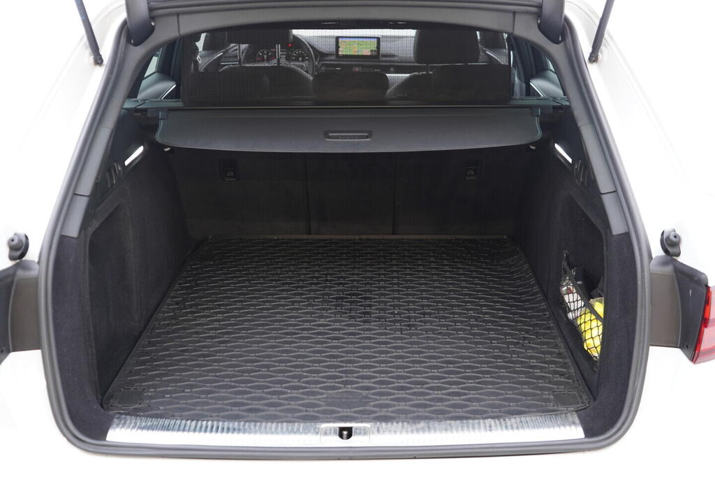 OV190V10747_41.webp_A4 AVANT  2.0 TDI 110 kW automat, DPH