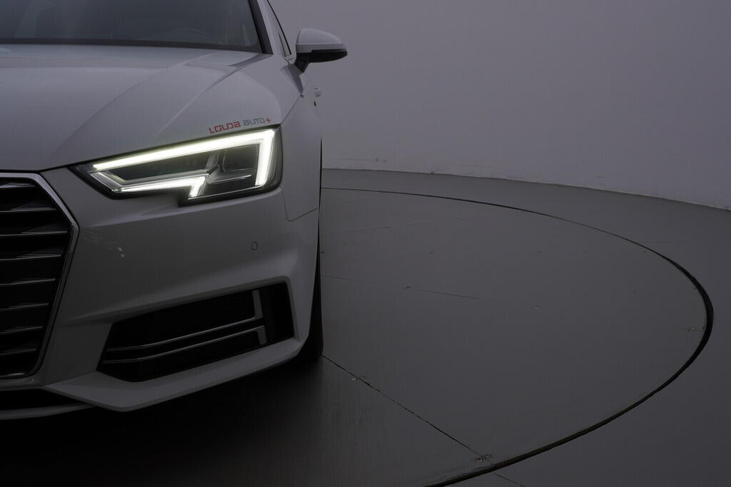 OV190V10747_45.webp_A4 AVANT  2.0 TDI 110 kW automat, DPH