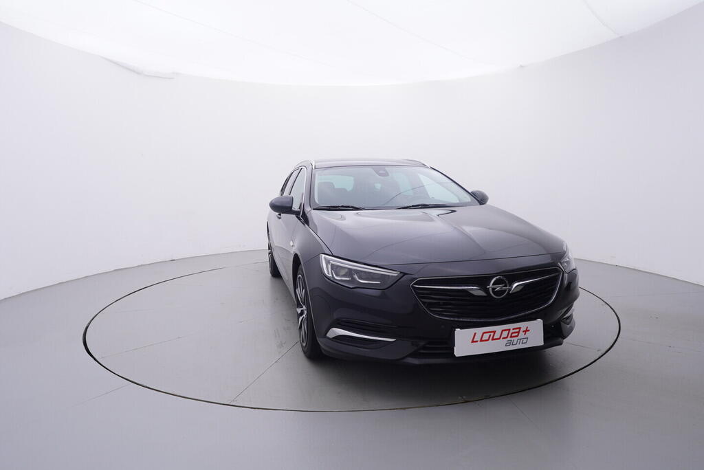 OV190V10749_17.webp_INSIGNIA  1.5 Turbo 121 kW manuál