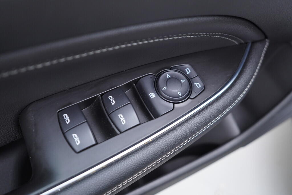 OV190V10749_20.webp_INSIGNIA  1.5 Turbo 121 kW manuál