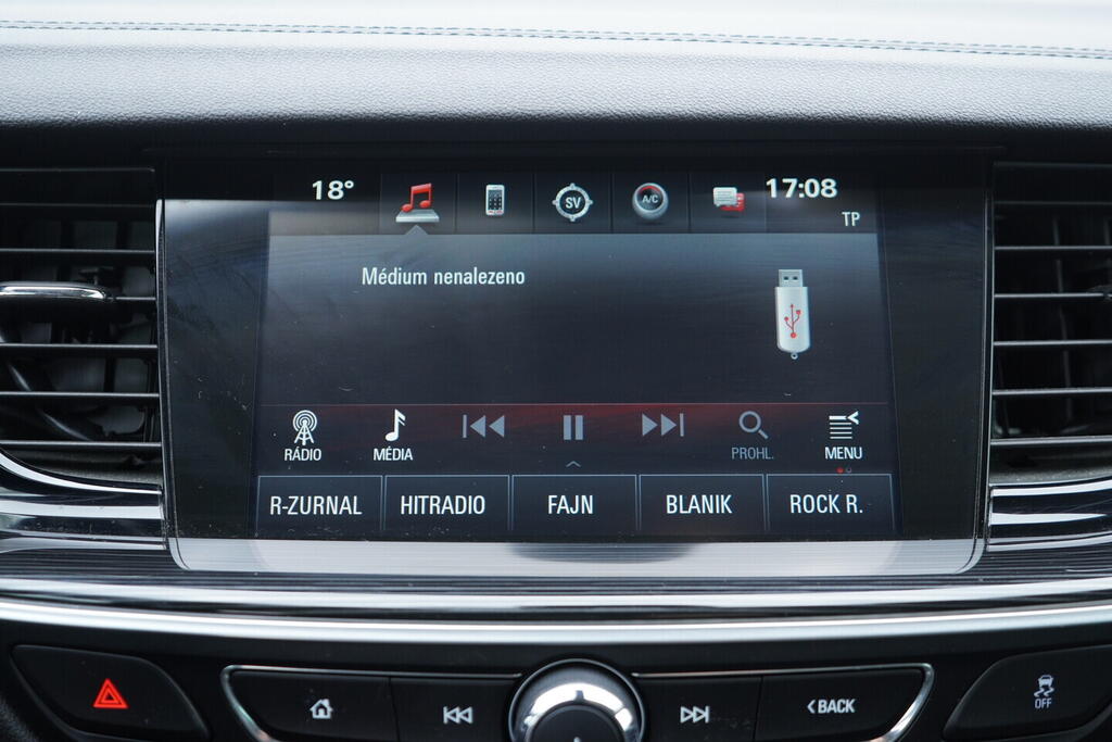 OV190V10749_31.webp_INSIGNIA  1.5 Turbo 121 kW manuál