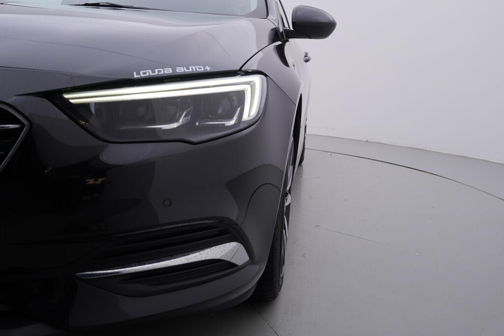 OV190V10749_44.webp_INSIGNIA  1.5 Turbo 121 kW manuál