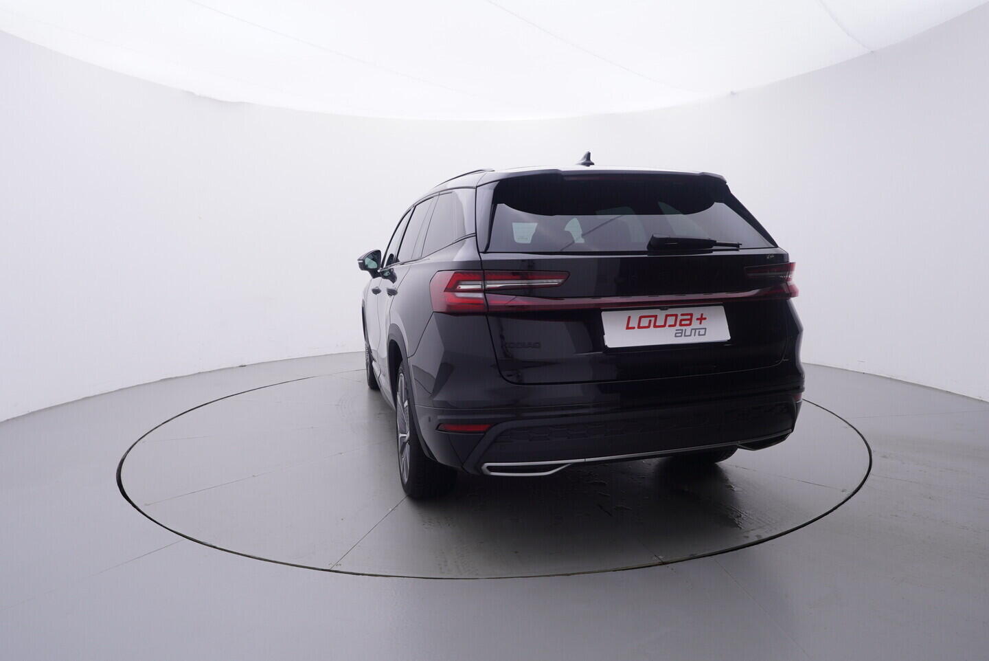 OV190V10750_13.webp_KODIAQ SportLine 2.0 TDI 142 kW automat, DPH