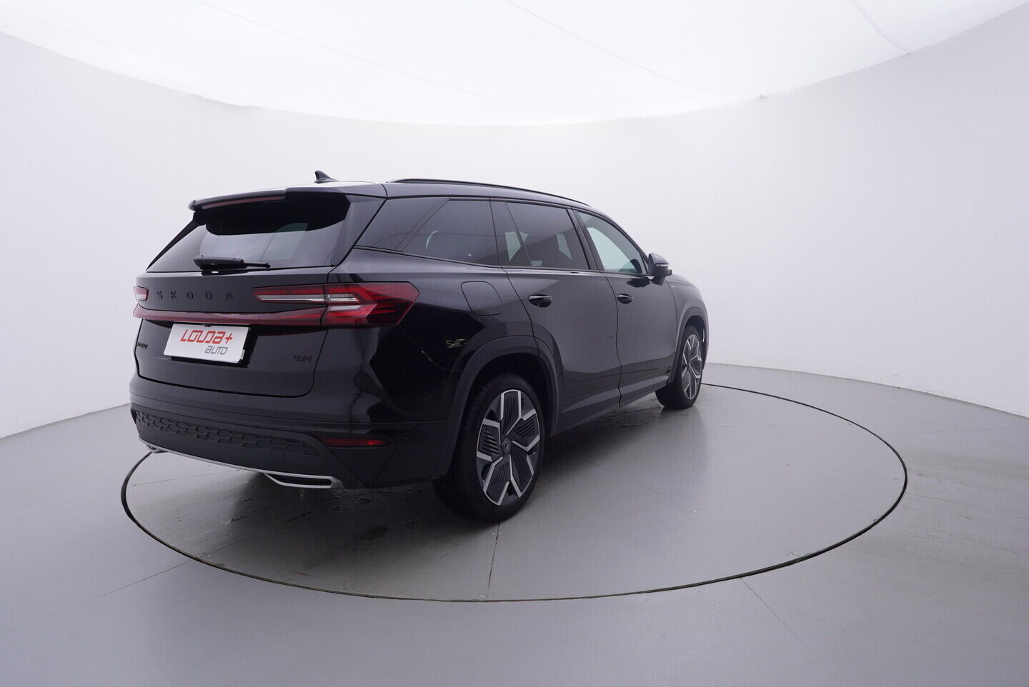 OV190V10750_14.webp_KODIAQ SportLine 2.0 TDI 142 kW automat, DPH