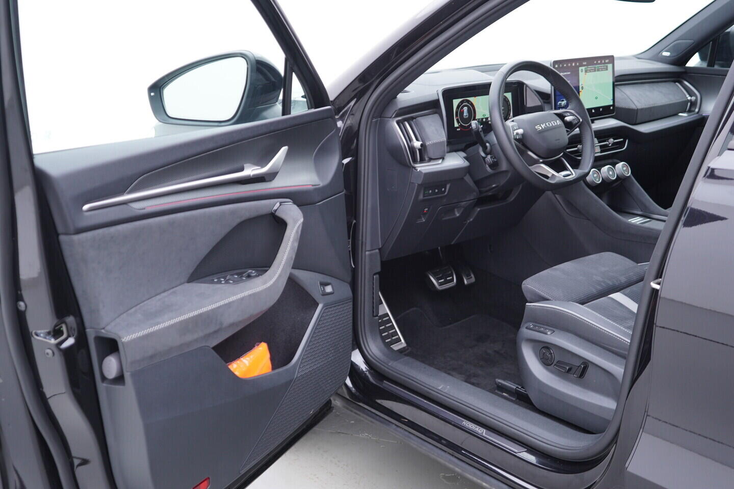 OV190V10750_18.webp_KODIAQ SportLine 2.0 TDI 142 kW automat, DPH