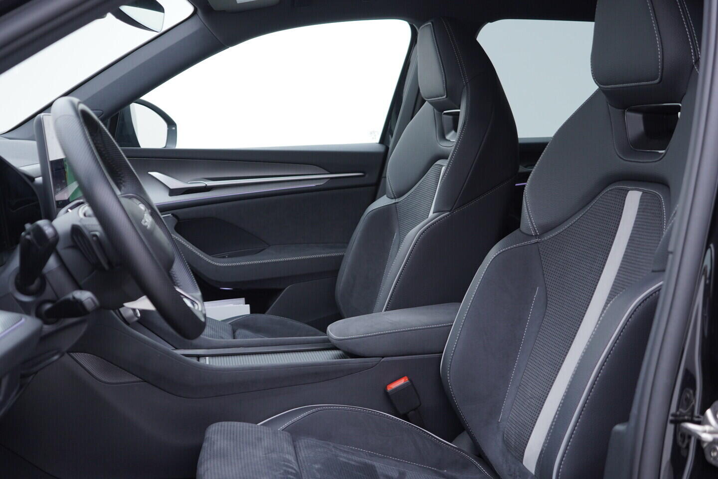 OV190V10750_21.webp_KODIAQ SportLine 2.0 TDI 142 kW automat, DPH